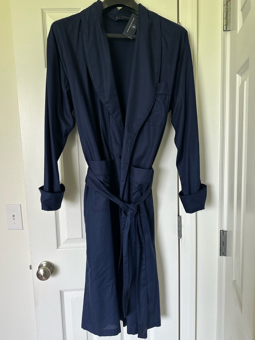Hart Schaffner Marx Navy Robe